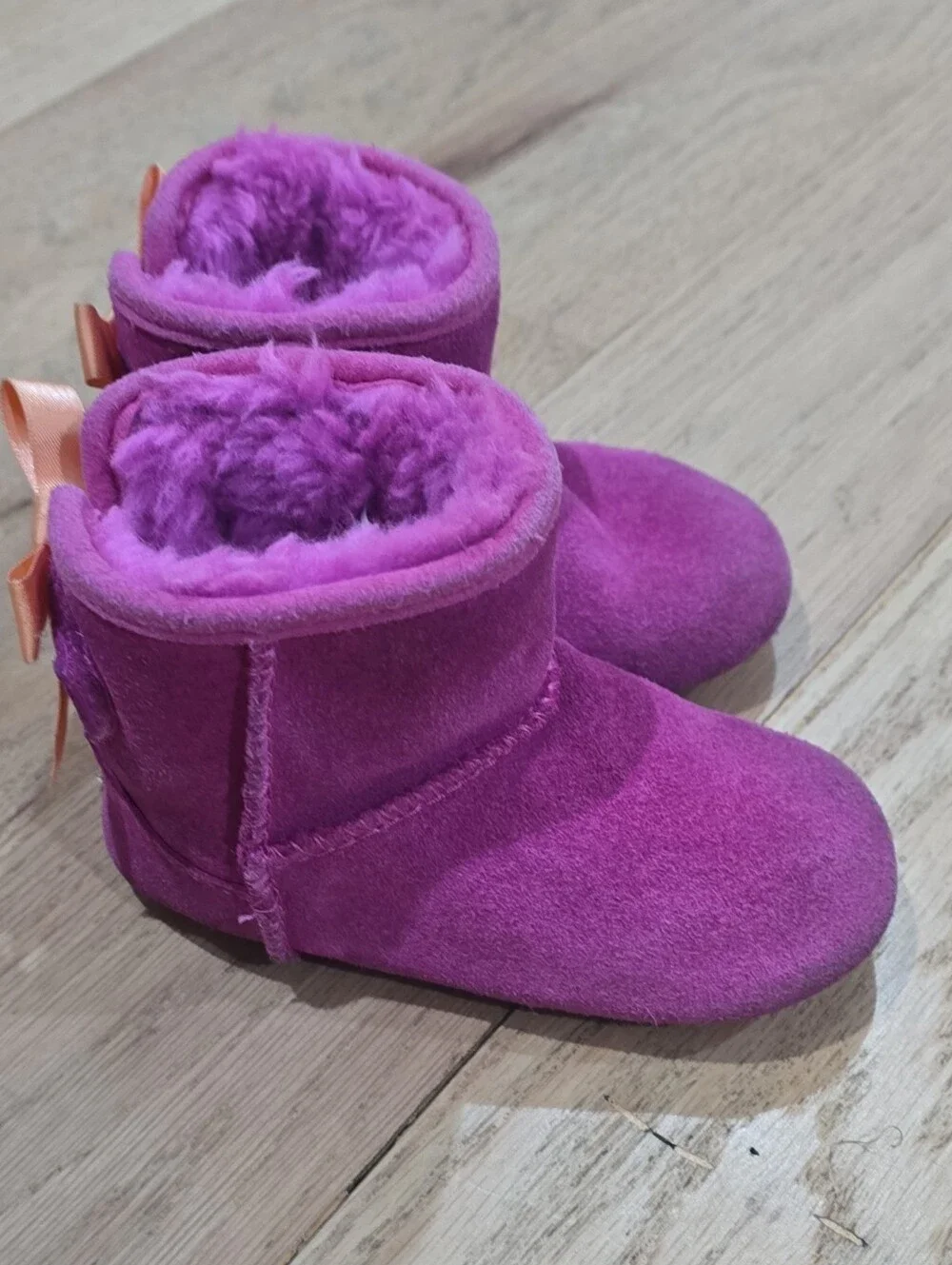 UGG Jesse Bow Pink Suede Orange Satin Bow Infant Booties Size 4/5